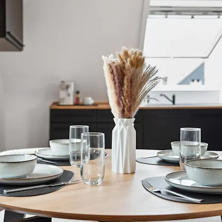 Malu - Lage, Kostenloser Parkplatz, Klima, Netflix, 24h Checkin Apartament Ludwigsburg