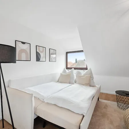 Apartment Malu - Lage, Kostenloser Parkplatz, Klima, Netflix, 24h Checkin