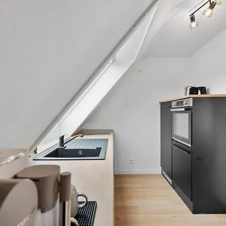 Malu - Lage, Kostenloser Parkplatz, Klima, Netflix, 24h Checkin Ludwigsburg